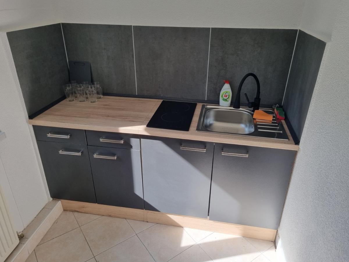 Apartman Emily Brezno Exterior photo